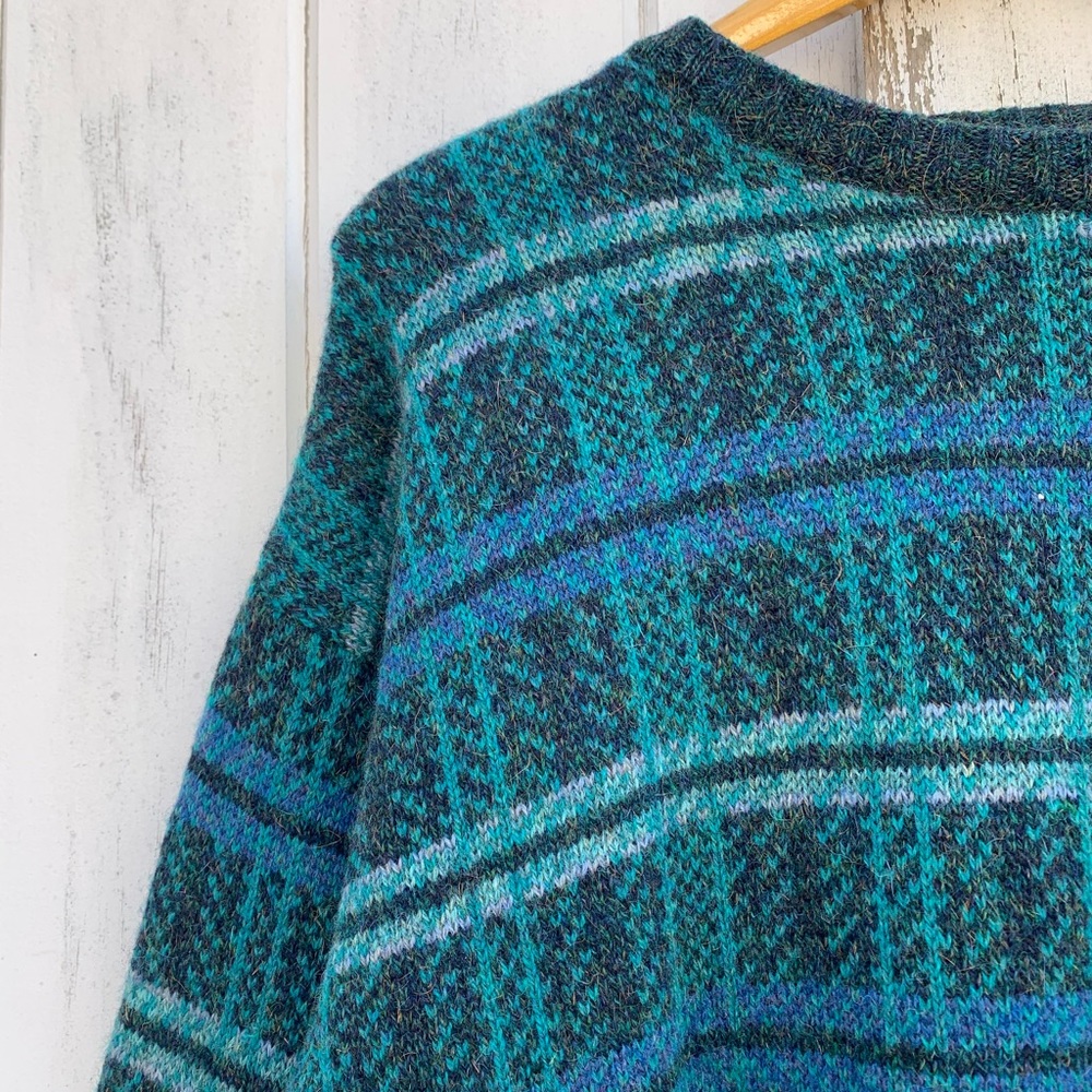 Vintage Wool Plaid Oversized Crewneck Sweater | Scottish Plaid Flannel Sweater - Picture 7 of 9
